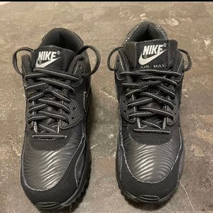 Nike Black Air Max 90 Sneakers
